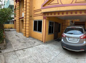 Parking in 6 BHK Independent House at Lodhi Para Kapa – for Sale