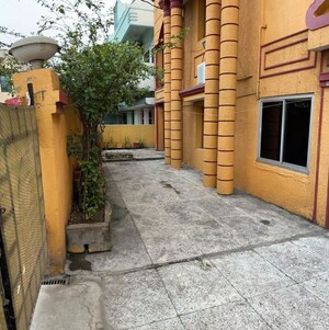 6 BHK Independent House – Exterior View View at Lodhi Para Kapa - for Sale
