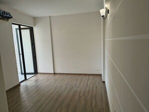 Room in 2 BHK Apartment at Godrej Oasis, Sector 88a – for Sale