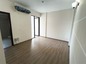 Room in 2 BHK Apartment at Godrej Oasis, Sector 88a – for Sale