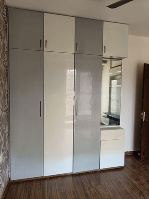 Building Lobby in 3.5 BHK Apartment at Emaar Palm Hills, Sector 77 – for Rent