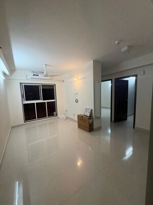 Room in 2 BHK Apartment at Worli – for Rent