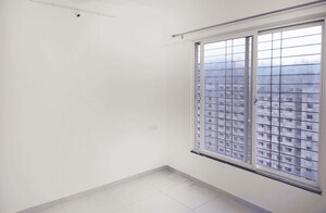 Room in 2 BHK Apartment at Kolte Patil R10, Hinjewadi – for Rent