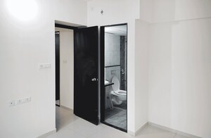 Room in 2 BHK Apartment at Kolte Patil R10, Hinjewadi – for Rent
