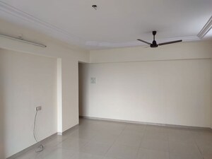 Room in 2 BHK Apartment at Neha Heena Gaurav Jewels, Goregaon East – for Rent