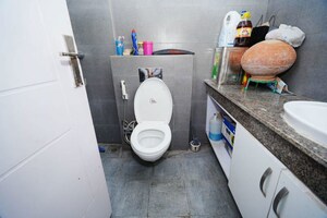 Bathroom in 3 BHK Apartment at Mapsko Mount Ville, Sector 79 – for Sale