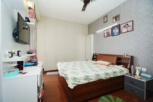 Bedroom in 3 BHK Apartment at Mapsko Mount Ville, Sector 79 – for Sale