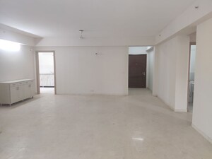 Room in 4 BHK Apartment at DLF New Town Heights I, Sector 90 – for Rent