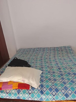 Bedroom in 2 BHK Builder Floor at Malviya Nagar – for Rent