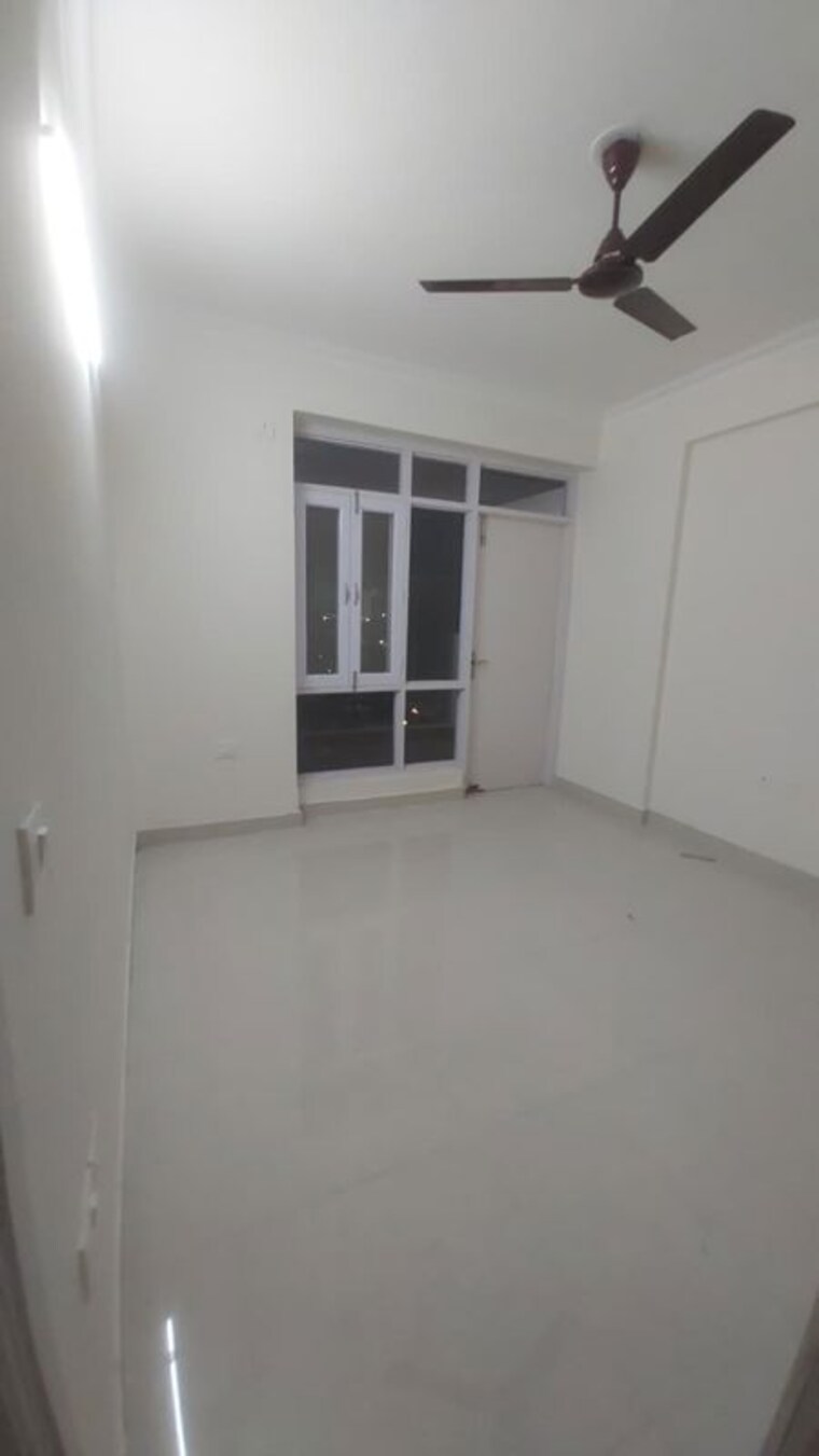 Room, conscient-habitat-102 3 Bedroom 745 Sq.Ft. Apartment In Sector 102 Gurgaon 10645262