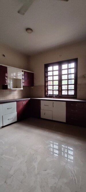 Kitchen in 6 BHK Villa at Mohba Bazar – for Rent