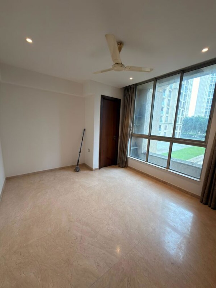 Bedroom, one-hiranandani-park 1 Bedroom 550 Sq.Ft. Apartment In Ghodbunder Road Thane 10645212