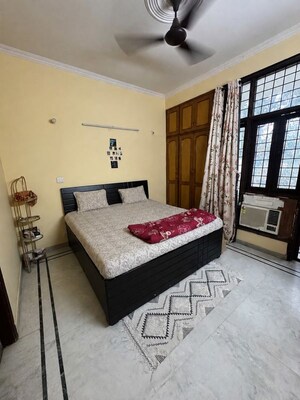 Bedroom in 3 BHK Builder Floor at Ardee Platinum Independent Floors, Sector 52 – for Rent