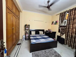 Bedroom in 3 BHK Builder Floor at Ardee Platinum Independent Floors, Sector 52 – for Rent