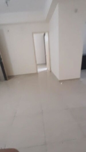 Room in 3 BHK Apartment at Saviour Green Arch, Tech Zone 4 Greater Noida – for Rent