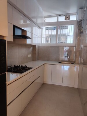Kitchen in 4 BHK Builder Floor at Queens Plaza, Sector 43 – for Rent