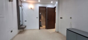 Room in 3 BHK Builder Floor at Ansal Sushant Lok I, Sector 43 – for Sale