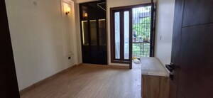 Room in 3 BHK Builder Floor at Ansal Sushant Lok I, Sector 43 – for Sale