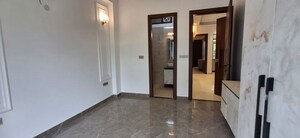 Room in 3 BHK Builder Floor at Ansal Sushant Lok I, Sector 43 – for Sale