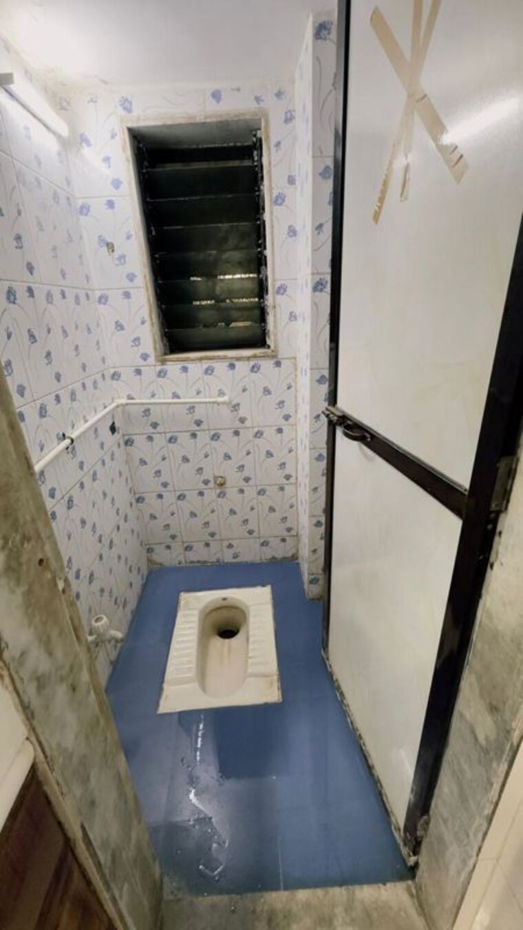 Bathroom, om-shree-vrindavan-chs 2 Bedroom 1005 Sq.Ft. Apartment In Mira Road Thane 10645405