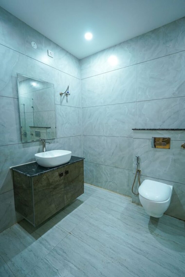 Bathroom, ambala highway 4 Bedroom 168 Sq.Yd. Independent House In Ambala Highway Zirakpur 10645423