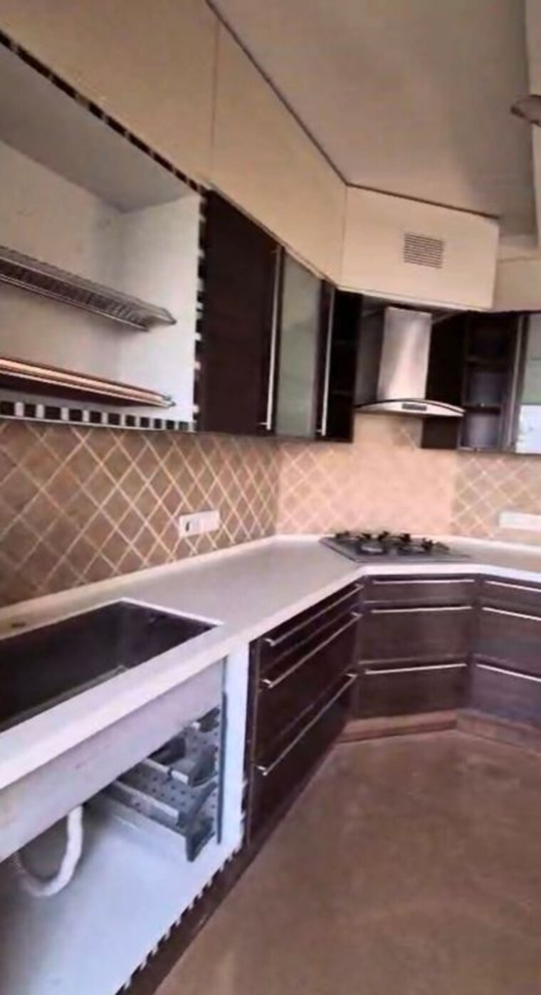 Kitchen, heritage-apartments-bandra 2 Bedroom 800 Sq.Ft. Apartment In Bandra West Mumbai 10645070