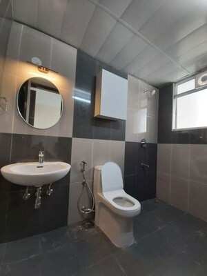 Team Area in 4 BHK Apartment at ND Passion, Harlur – for Rent