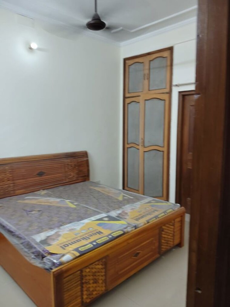 Bedroom, sector 36 4 Bedroom 162 Sq.Mt. Independent House In Sector 36 Noida 10645455