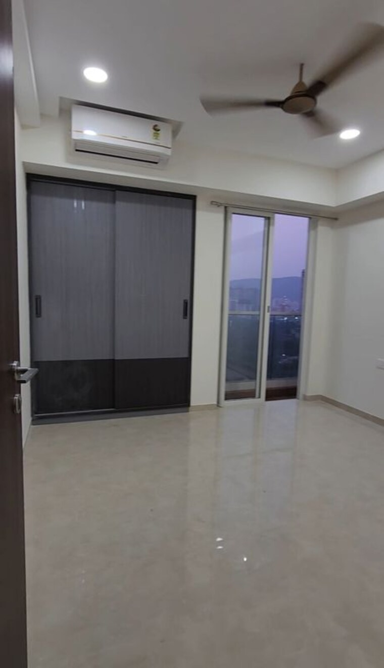 Bedroom, oswal park 2 Bedroom 813 Sq.Ft. Apartment In Oswal Park Thane 10645446