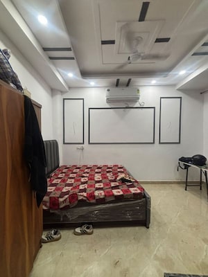 1 RK Builder Floor For Rent in Neb Sarai