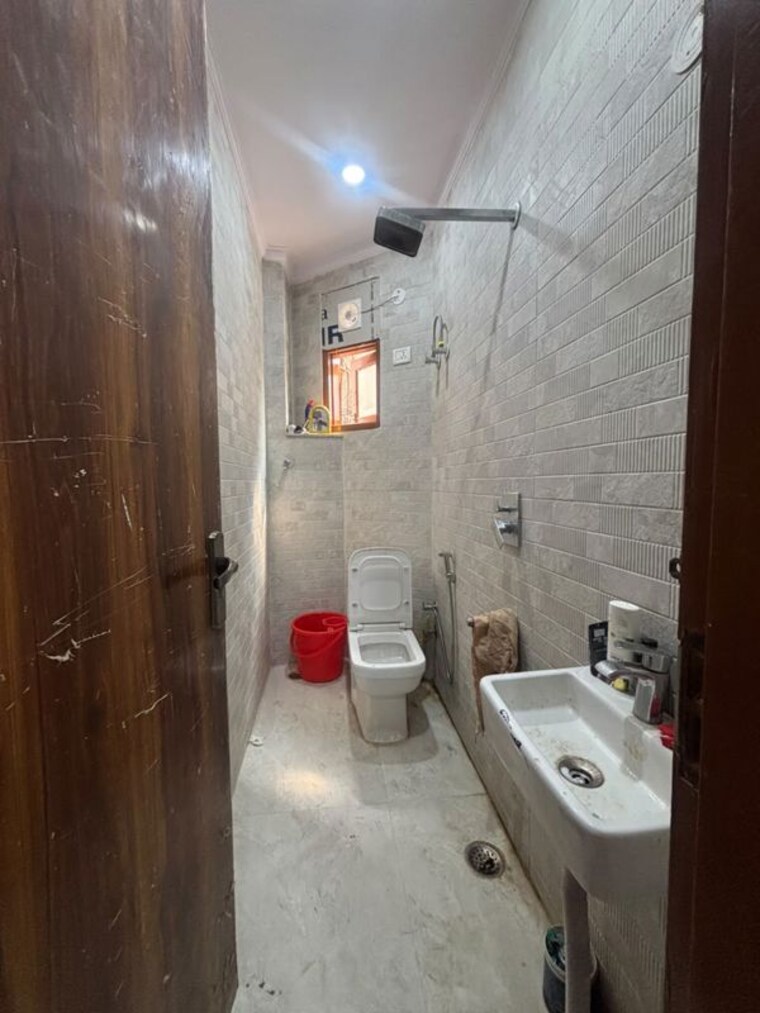Bathroom, neb sarai 1 RK 310 Sq.Ft. Builder Floor In Neb Sarai Delhi 10645467