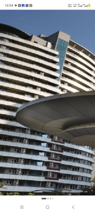 3.5 BHK + Servant Room Apartment For Rent in Omaxe Twin Towers in Sector 50, Noida