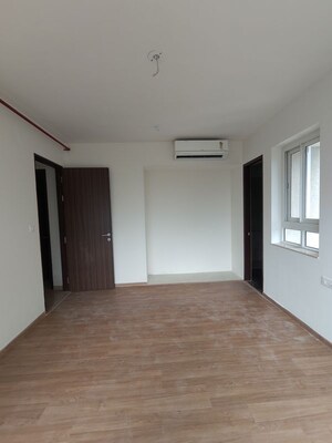 Master Bedroom in 2 BHK Apartment at Indiabulls One Indiabulls, Pokhran Road No Two – for Rent
