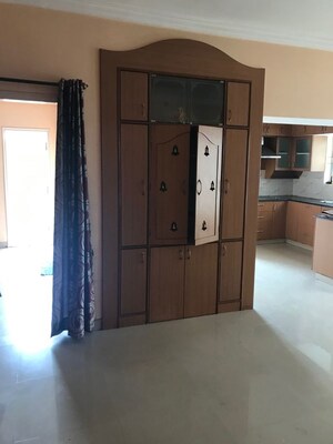 Room in 3 BHK Apartment at Mana Placido, Whitefield – for Rent