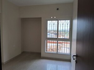 Room in 2 BHK Apartment at Dosti West County, Balkum Pada – for Sale