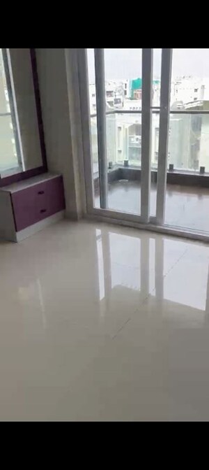 Room in 2.5 BHK Apartment at Praneeth KKRs Pranav Jaitra, Hydernagar – for Rent