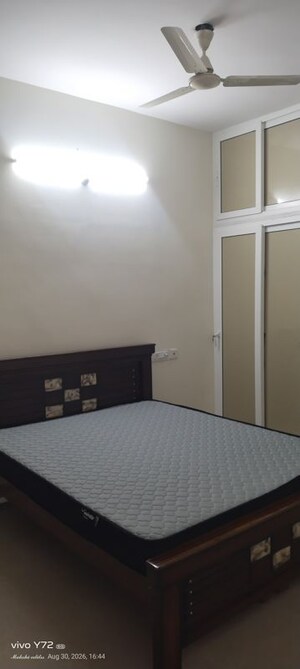 Room in 1 BHK Apartment at Kondapur – for Rent