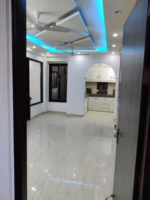 Room in 3 BHK Builder Floor at Chattarpur – for Sale