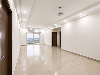 4 BHK +  2555 Sq.Ft. Apartment in Prestige Waterford