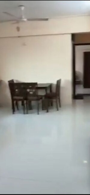 2 BHK Apartment For Rent in Anuradha CHS, Vile Parle West