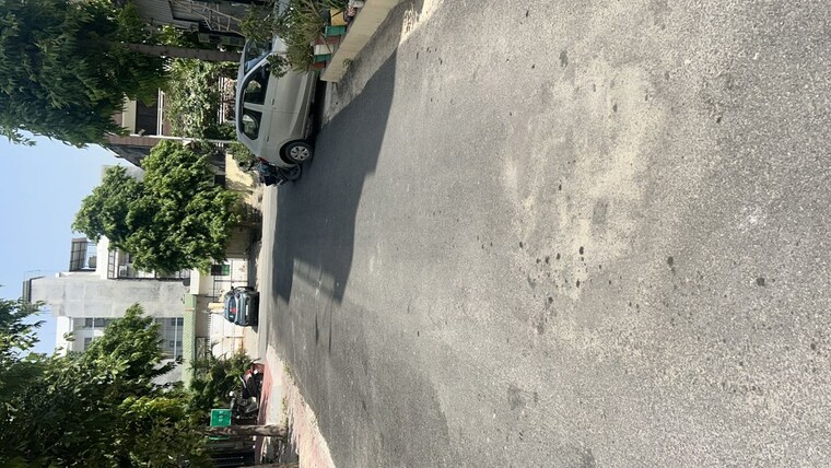  Parking, rwa-apartments-sector-19 3 Bedroom 112 Sq.Mt. Independent House In Sector 19 Noida 10645527