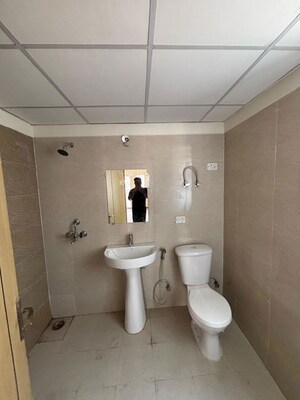 Bathroom in 4 BHK Apartment at Amrapali Verona Heights, Tech Zone 4 Greater Noida – for Sale