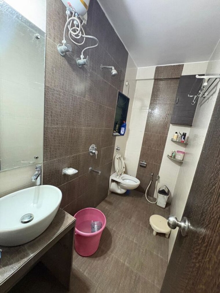 Bathroom, monarch-properties-luxuria 2 Bedroom 1200 Sq.Ft. Apartment In Kharghar Navi Mumbai 10645574