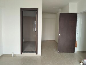 Room in 3 BHK Apartment at Vascon Forest Edge, Kharadi – for Sale