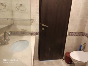 Bathroom in 3 BHK Apartment at Oberoi Springs, Andheri West – for Rent