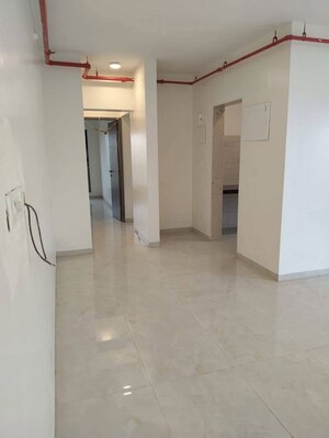 Room in 1 BHK Apartment at IM Applaud 38, Goregaon East – for Rent