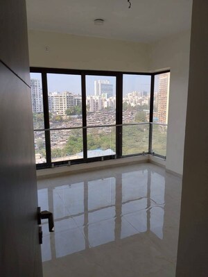 Room in 1 BHK Apartment at IM Applaud 38, Goregaon East – for Rent