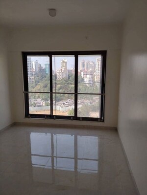 Room in 1 BHK Apartment at IM Applaud 38, Goregaon East – for Rent