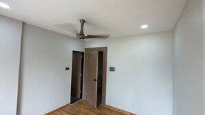 Room in 3 BHK Apartment at Lady Ratan Tower, Worli – for Rent