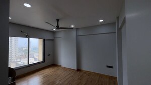 Room in 3 BHK Apartment at Lady Ratan Tower, Worli – for Rent